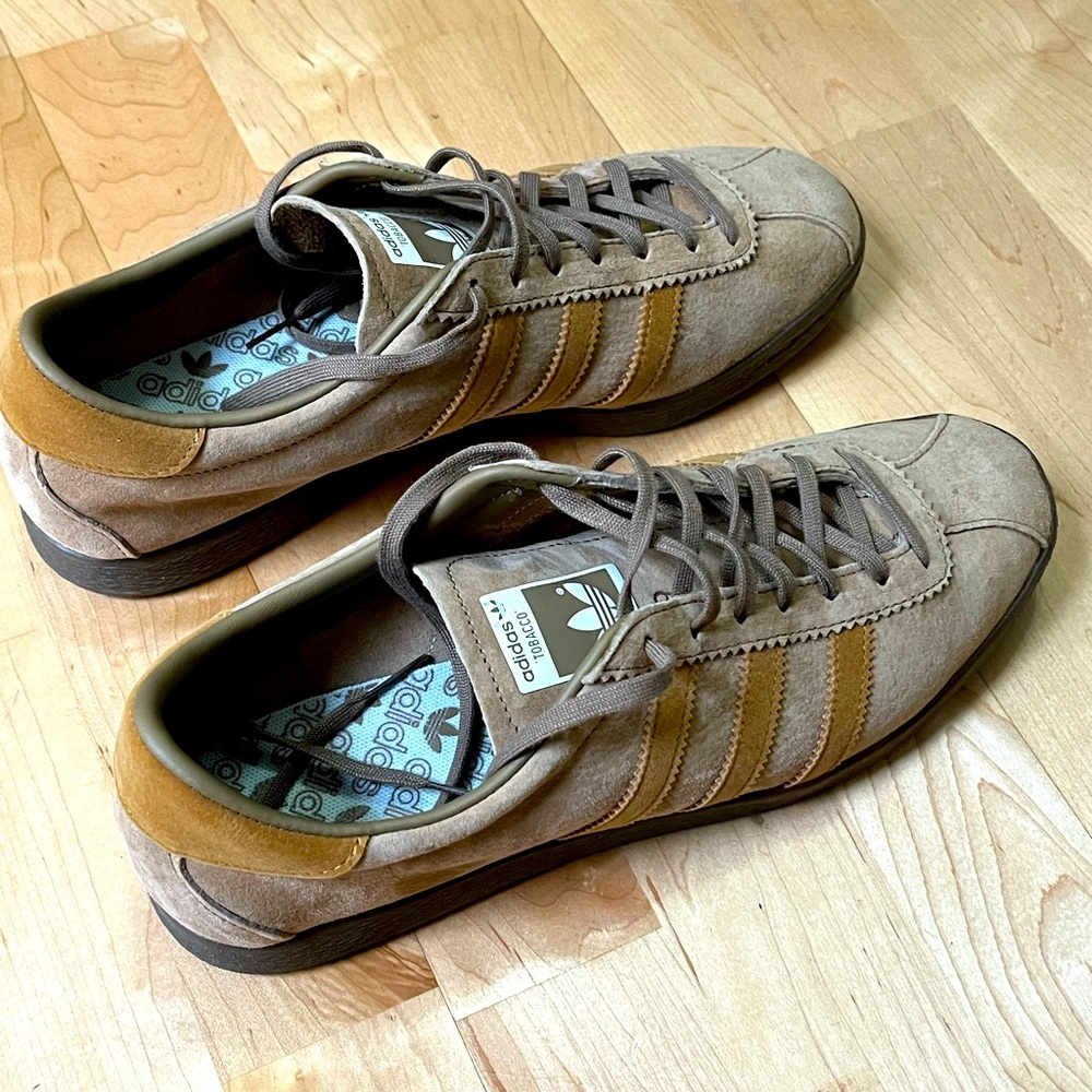 Adidas Tobacco sneakers men’s size 9.5 US